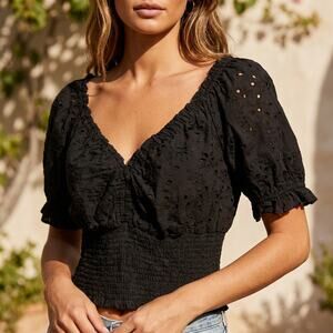 Jennifer & Grace Black Eyelet Lace Crop Blouse M Smocked Puff Sleeve Cottagecore